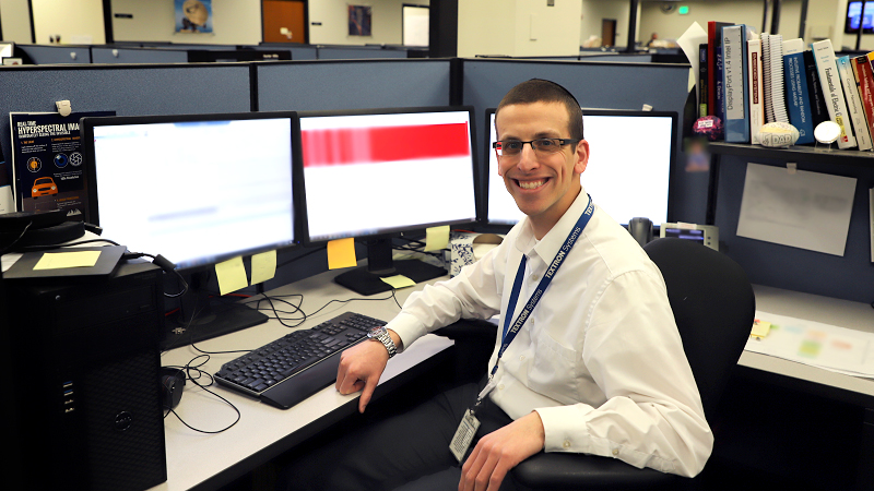 Textron Systems engineer Daniel supports our customers through creative problem-solving.