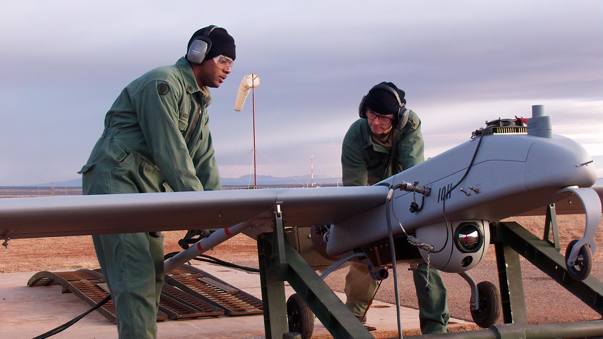 Soldiers preparing S200 for takeoff